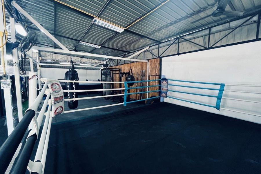 Boxing Ring at BXB Fight Lab in Koh Samui facing towards the boxing gym